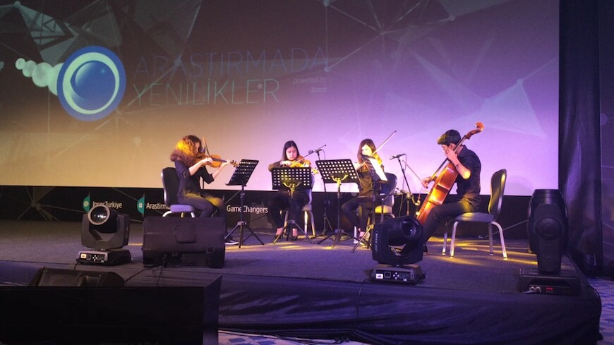 baris-icin-cocuk-vakfi